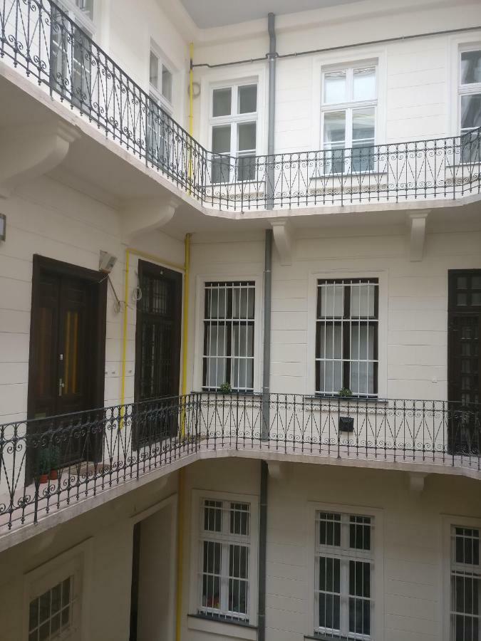 Opera Dream Apartment Budapest Exteriör bild